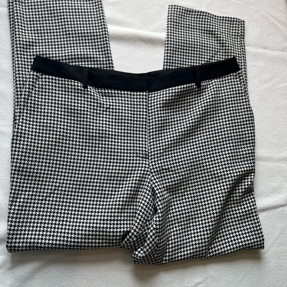 Calvin Klein Pants - Calvin Klein Black and White Houndstooth Trousers 34 in lower waist